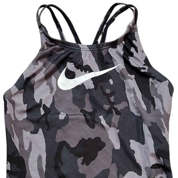 NWOT Nike Spider Back One Piece, 8/10 - Picture 2 of 8